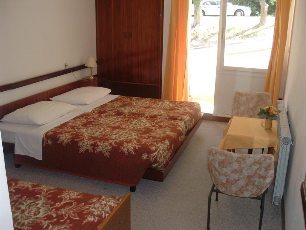 Depadansa Marina & Primorka Hotel Omišalj Camera foto