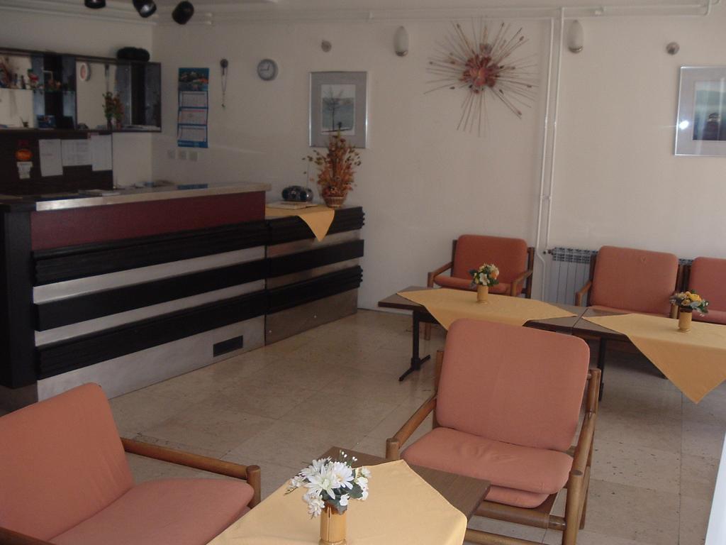 Depadansa Marina & Primorka Hotel Omišalj Esterno foto